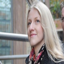 Mata-mata Cantik Rusia Batal Dideportasi dari Inggris 