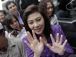 Keracunan Makanan, PM Thailand Yingluck Dilarikan ke RS