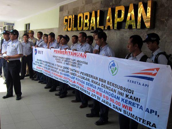 Karyawan KA Sosialisasikan Rencana Mogok