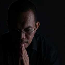 Konser Keenan Nasution: Nostalgia Orang-orang Tua