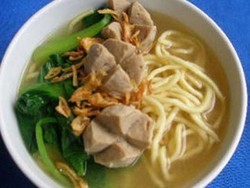Resep Mi: Mi Bakso Kuah Miso