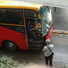 Tabrak Halte Dukuh Atas, Bus TransJ Koridor I Ringsek