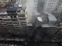 Apartemen Terbakar, 9 Orang Tewas