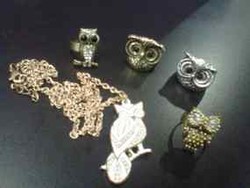 Aksesoris Owl Marak di Kalangan Wanita