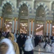 Askar Wanita di Masjid Nabawi dan Teriakan, Ibu, dhudhuk!