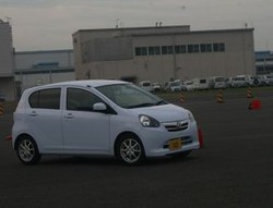Menjajal Daihatsu Copen dan Mira e:S di Sirkuit Shiga