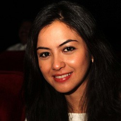 Revalina S Temat Tertantang Jalin Chemistry dengan Ali Zainal