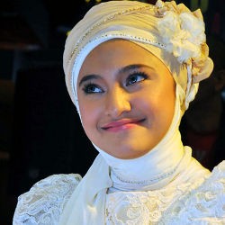 Soal Beckham, Marshanda Iri Sama Syahrini?