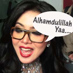 Ini Dia 5 Tren Karya Syahrini