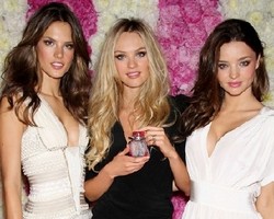 Tips Merawat Rambut Panjang agar Tetap Sehat & Berkilau