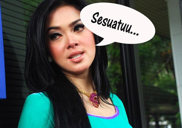 5 Tren Karya Syahrini
