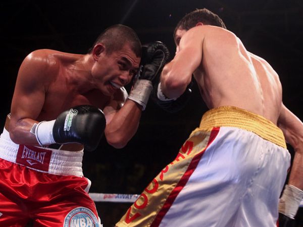 Chris John Pertahankan Gelar Chris John Pertahankan Gelar