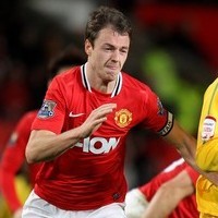 MU Cari Penebusan di Villa Park