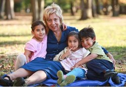 Wanita Menopause 60 Tahun Bisa Punya 3 Anak dengan Bayi Tabung