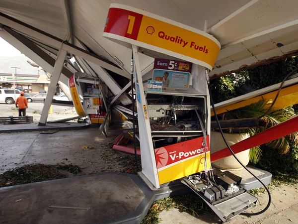 Kala Angin Kencang Hampiri California