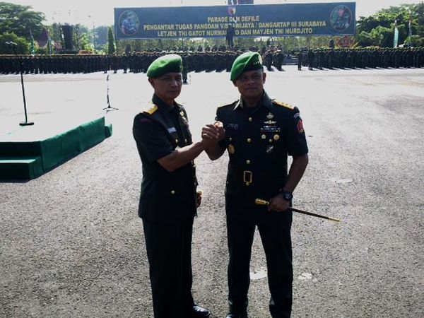 Tongkat Komando Pangdam Brawijaya Berganti