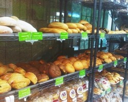 Menikmati Roti Gandum Tanpa Pengawet di Boulangerie