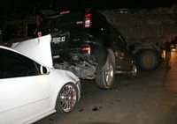 Tabrakan Beruntun, 2 Mobil Ringsek