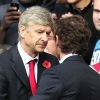 Simpati Wenger untuk Villas-Boas