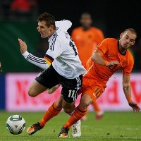 Rival Lama Itu Berjumpa Lebih Awal