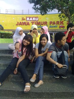 have fun with my besties..:D