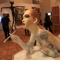 PMR Cube Pertemukan Seni Rupa Kontemporer dan Fashion