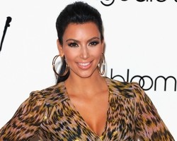 Cerai, Kim Kardashian Ingin Bangkit dari Keterpurukan