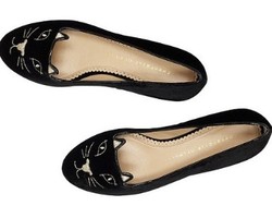 Sepatu Kucing Charlotte Olympia Jadi Idola Seleb 