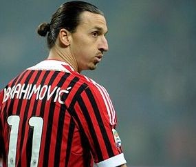 Ibrahimovic Tak Butuh Bola Emas