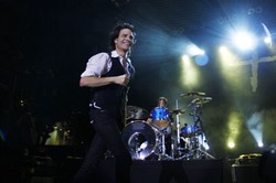 Live Review: Train