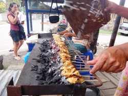 Meriahnya Kuliner Lombok
