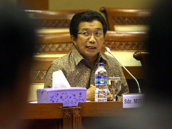 Muliaman D. Hadad Jalani Uji Kepatutan