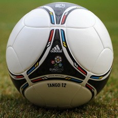 Tango 12, Bola Resmi Piala Eropa 2012