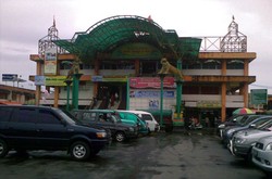 Ayo! Rasakan Kenikmatan Belanja di Pasar Bukittinggi