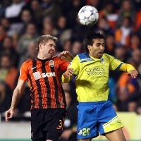 Kalah, APOEL Tetap Juara Grup