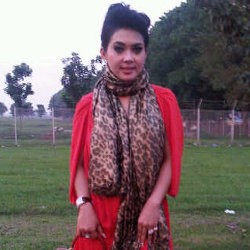 Pulang dari Jepang, Syahrini Makin Fashionable