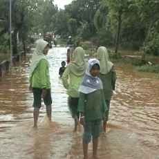 Banjir Bandang di Tuban, Ratusan Siswa Diliburkan