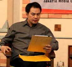 Ruhut: Raker Tadi Malam Bukti Azis Syamsuddin Bela Koruptor