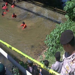 Ups, Rekonstruksi Bom Masjid Polres Cirebon Kota Salah Lokasi