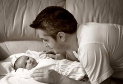 Bayi Sudah Belajar Mempercayai Orang Sejak Umur 1 Tahun