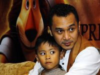 Giring Nidji Kerja Bawa Anak