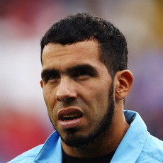 Tevez Akan Dijual, Bukan Dipinjamkan
