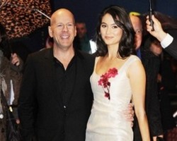 Lebih Pedulikan Demi Moore, Istri Bruce Willis Marah