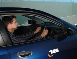 Pengemudi Pria Suka Kepedean