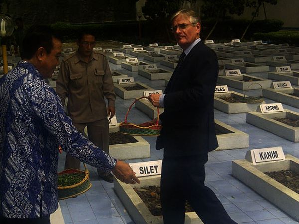 Belanda Minta Maaf Pada Janda Rawagede