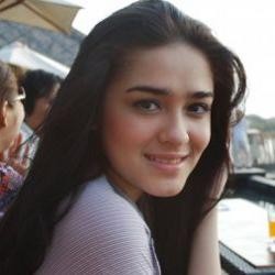 Yasmine Wildblood Pilih Akting Ketimbang Nyanyi