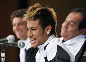 Neymar Ingin Bawa Santos Jadi Juara Dunia