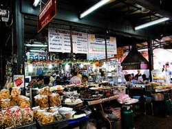 Berburu Makanan Halal di Chatuchak