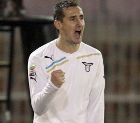 Klose Tetap Panaskan Mesin