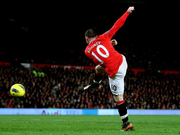 Rooney dan Nani Menangkan MU